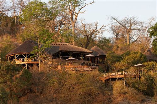 Serena Mivumo River Lodge Mkalinzu Exterior photo